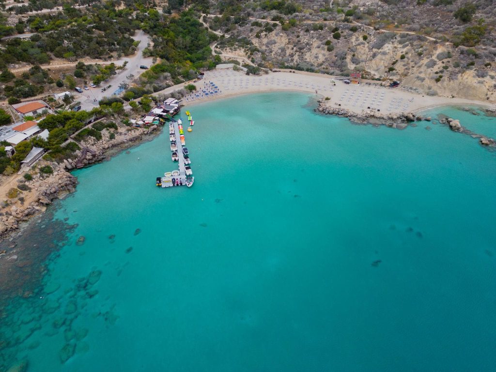 Konnos Bay