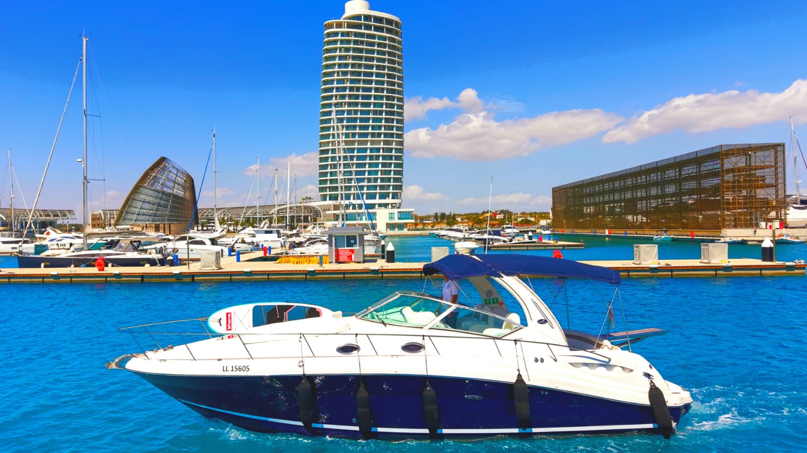 Searay 375